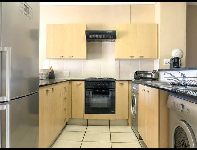 2 BEDROOM APARTMENT FOR SALE IN SANDTON CENTRAL